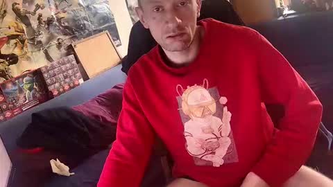 _svenerd_____ online show from March 28, 2026, 10:37 am