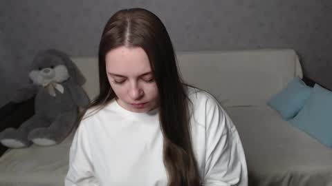 Lana online show from October 23, 2025, 7:40 am