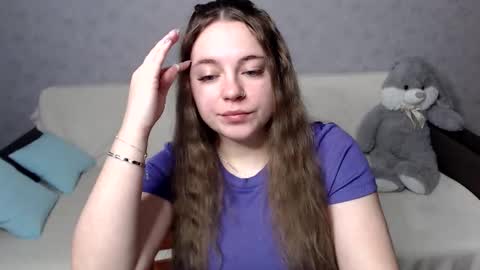 Lana online show from November 30, 2025, 6:39 am