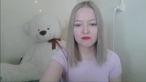 Snapshot of _sweet_smile_ chatting on February 18, 2026, 8:43 am _sweet_smile_ online show from February 18, 2026, 8:43 am