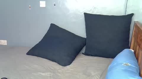 Rosy  Steph online show from November 7, 2025, 2:00 am