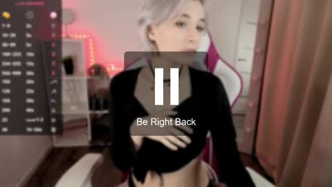 Taylor online show from November 12, 2025, 1:55 pm