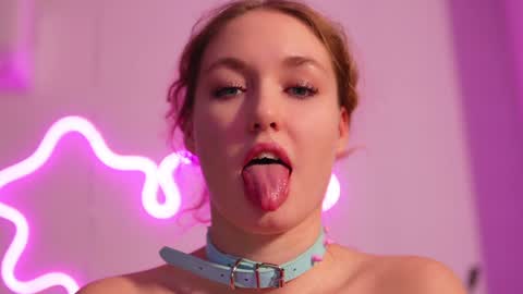 Snapshot of _taylor_swift chatting on March 10, 2025, 1:21 pm Taylor online show from March 10, 2025, 1:21 pm