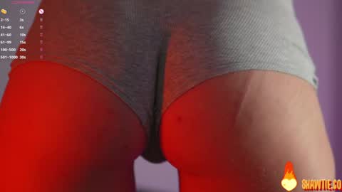 Snapshot of _taylor_swift chatting on October 12, 2025, 11:20 am Taylor online show from October 12, 2025, 11:20 am