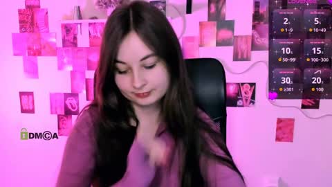 Snapshot of _tessa_moon chatting on May 7, 2026, 8:03 pm _tessa_moon online show from May 7, 2026, 8:03 pm