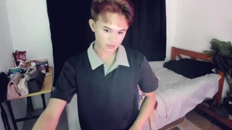 Snapshot of _tfuck69_ chatting on July 25, 2026, 10:57 am pm me online show from July 25, 2026, 10:57 am