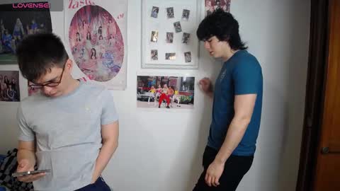 Snapshot of _the_neighbors chatting on December 26, 2024, 1:32 pm Scot y Patrick online show from December 26, 2024, 1:32 pm