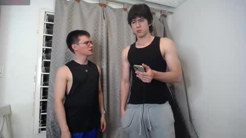 Snapshot of _the_neighbors chatting on September 21, 2025, 12:12 am Scot y Patrick online show from September 21, 2025, 12:12 am