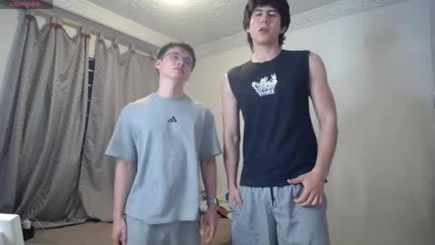 Scot y Patrick online show from April 26, 2026, 11:24 pm