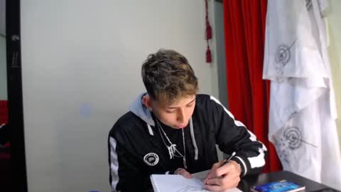 Thomas online show from January 3, 2025, 8:54 pm