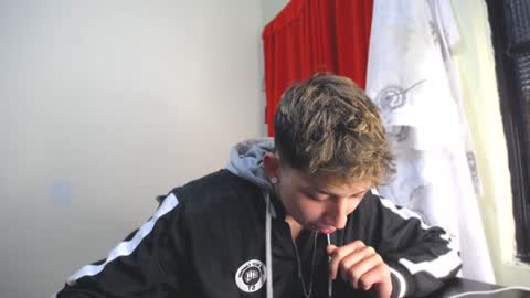 Thomas online show from January 12, 2025, 9:51 pm