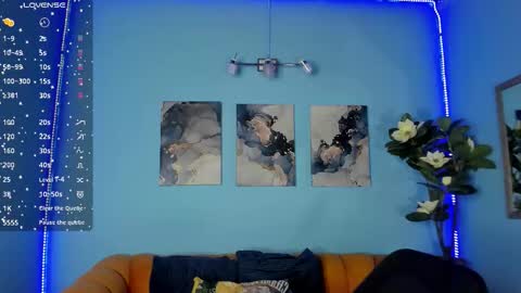 Tifa online show from September 24, 2025, 3:32 am