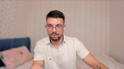 Tony Wolf online show from December 21, 2025, 9:00 pm