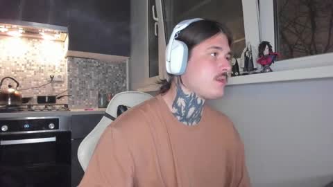 Snapshot of _torfin_ chatting on February 14, 2025, 10:47 pm _torfin_ online show from February 14, 2025, 10:47 pm