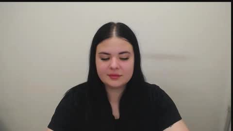 Trisha online show from November 5, 2025, 11:43 am