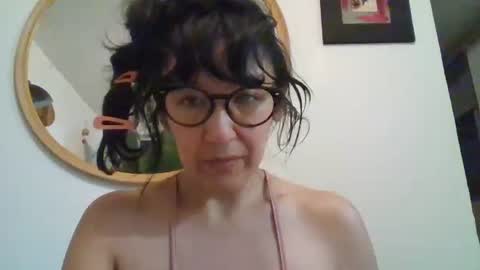 _tutti_frutti_ online show from February 20, 2026, 2:52 am