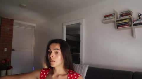 Snapshot of _vahos chatting on May 7, 2026, 5:18 pm Anastasia Vahos online show from May 7, 2026, 5:18 pm