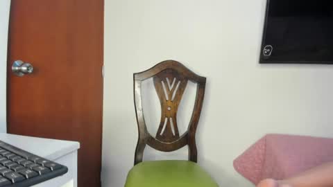 _valentina_69 online show from July 1, 2026, 11:04 pm