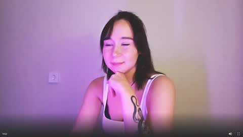 Snapshot of _velvetvibe_ chatting on September 17, 2025, 7:37 pm Mia online show from September 17, 2025, 7:37 pm