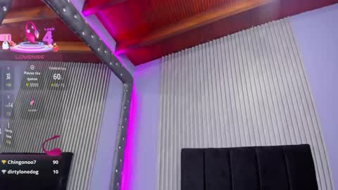 Snapshot of _veronica_tits chatting on October 10, 2025, 5:06 am Veronica online show from October 10, 2025, 5:06 am