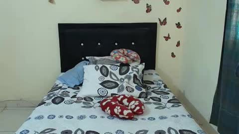 _victoriia_971 online show from January 16, 2026, 1:59 pm