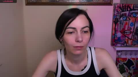Snapshot of _violax_ chatting on July 8, 2026, 5:39 pm Vio online show from July 8, 2026, 5:39 pm