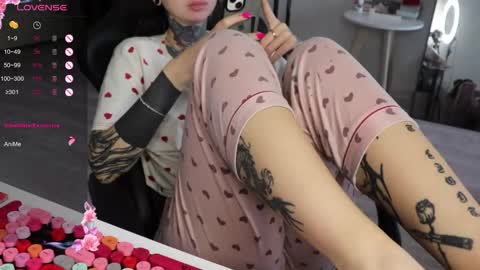 Alis online show from November 8, 2025, 8:36 am