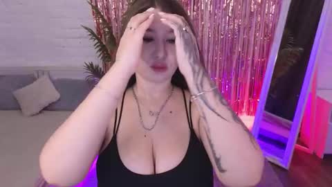 Snapshot of _wendy_evans_ chatting on January 12, 2025, 5:13 am Wendy online show from January 12, 2025, 5:13 am