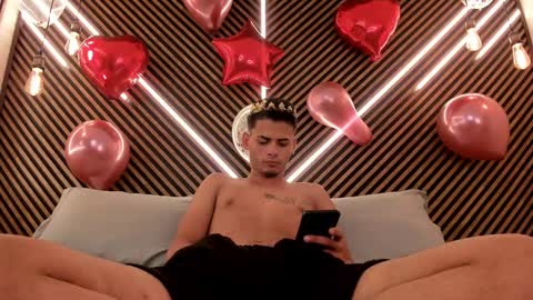 Snapshot of _white_fox_ chatting on February 15, 2025, 12:22 pm white fox online show from February 15, 2025, 12:22 pm