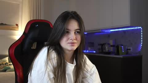 Kristina online show from March 2, 2025, 11:29 am