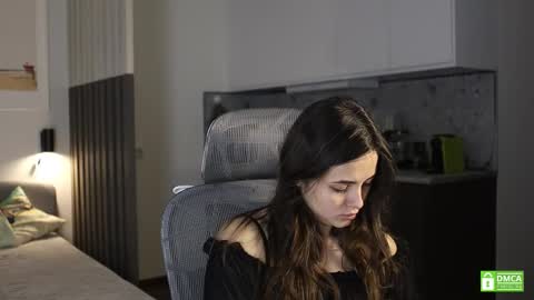 Kristina online show from November 9, 2025, 12:25 pm