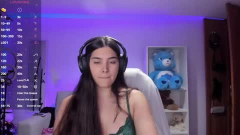 Luisa  online show from June 5, 2026, 7:03 am