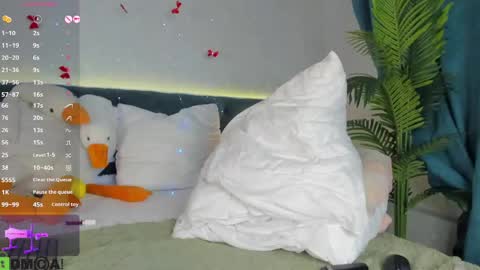 Xna online show from April 15, 2026, 1:23 am