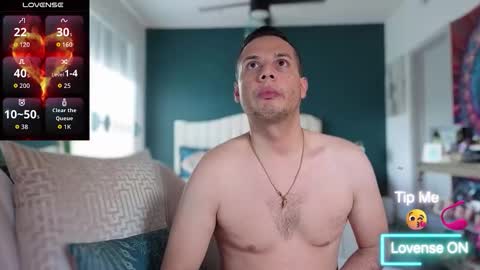 Snapshot of _xsebxx chatting on November 16, 2025, 5:18 pm Sebastian online show from November 16, 2025, 5:18 pm