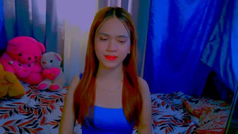 _xxlilly online show from May 28, 2026, 5:05 am