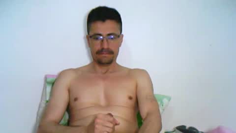 _yjesneth2011 online show from December 25, 2024, 9:22 pm