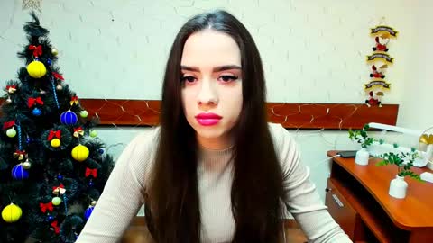 Alisa online show from January 22, 2025, 12:38 pm