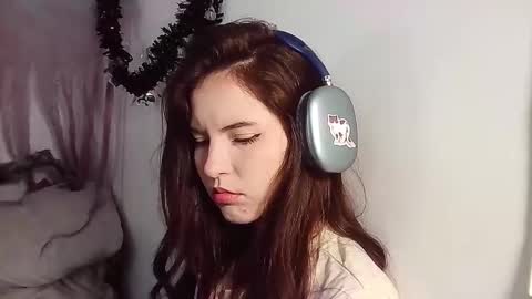 Snapshot of _yourcherrybomb chatting on October 30, 2025, 12:12 am _yourcherrybomb online show from October 30, 2025, 12:12 am