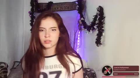 Snapshot of _yourcherrybomb chatting on October 31, 2025, 1:28 am _yourcherrybomb online show from October 31, 2025, 1:28 am