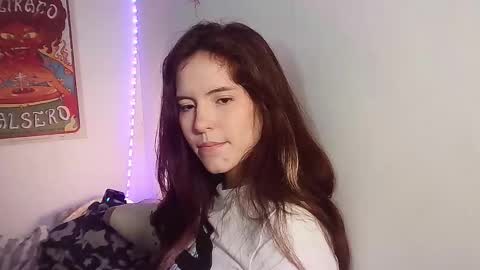 Snapshot of _yourcherrybomb chatting on November 6, 2025, 2:34 am _yourcherrybomb online show from November 6, 2025, 2:34 am