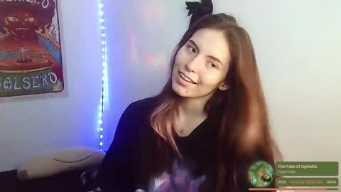 Snapshot of _yourcherrybomb chatting on November 9, 2025, 12:09 am _yourcherrybomb online show from November 9, 2025, 12:09 am