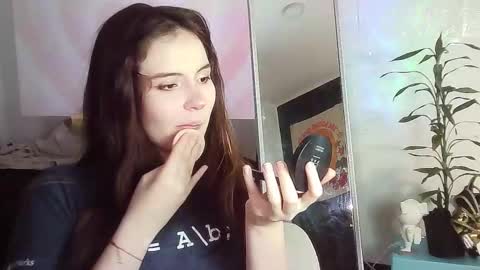 Snapshot of _yourcherrybomb chatting on November 18, 2025, 1:55 am _yourcherrybomb online show from November 18, 2025, 1:55 am