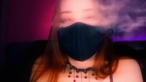 Snapshot of _yourwetdreams_ chatting on November 19, 2025, 3:06 am Roxy online show from November 19, 2025, 3:06 am