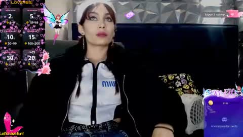 Yuyi online show from August 1, 2026, 12:37 pm