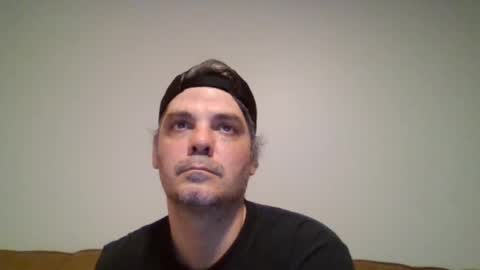 Snapshot of _zeus____ chatting on February 23, 2025, 2:51 am Zeus online show from February 23, 2025, 2:51 am