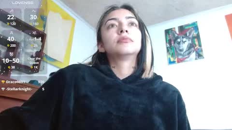 Snapshot of _zoebakers chatting on December 17, 2024, 1:38 pm Zoe online show from December 17, 2024, 1:38 pm