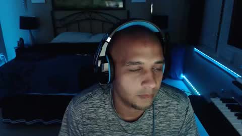 a4orce online show from March 28, 2026, 3:06 am