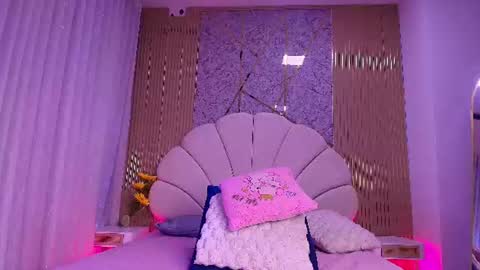Aisha online show from August 4, 2026, 11:57 am