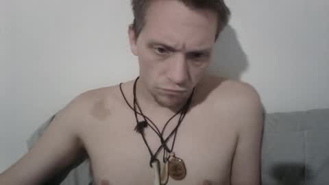 A Bored Dragon online show from December 19, 2025, 8:43 am