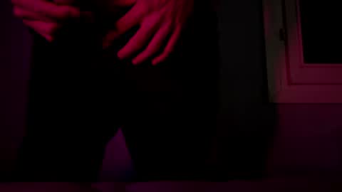 a_c6t online show from April 30, 2026, 9:41 pm